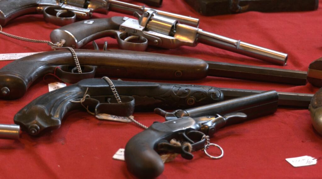 Des milliers d'armes à Saint-Avold