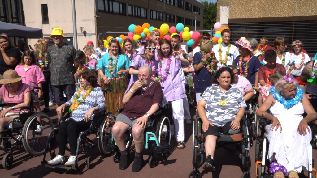 Quartiers d'été : L’été s’invite à l’hôpital avec Aloha Filieris