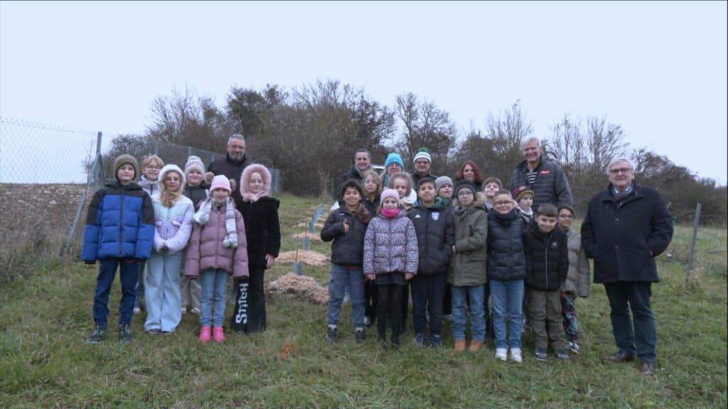 “Théo et son sixième doigt magique” : un ouvrage pour dénoncer la déforestation