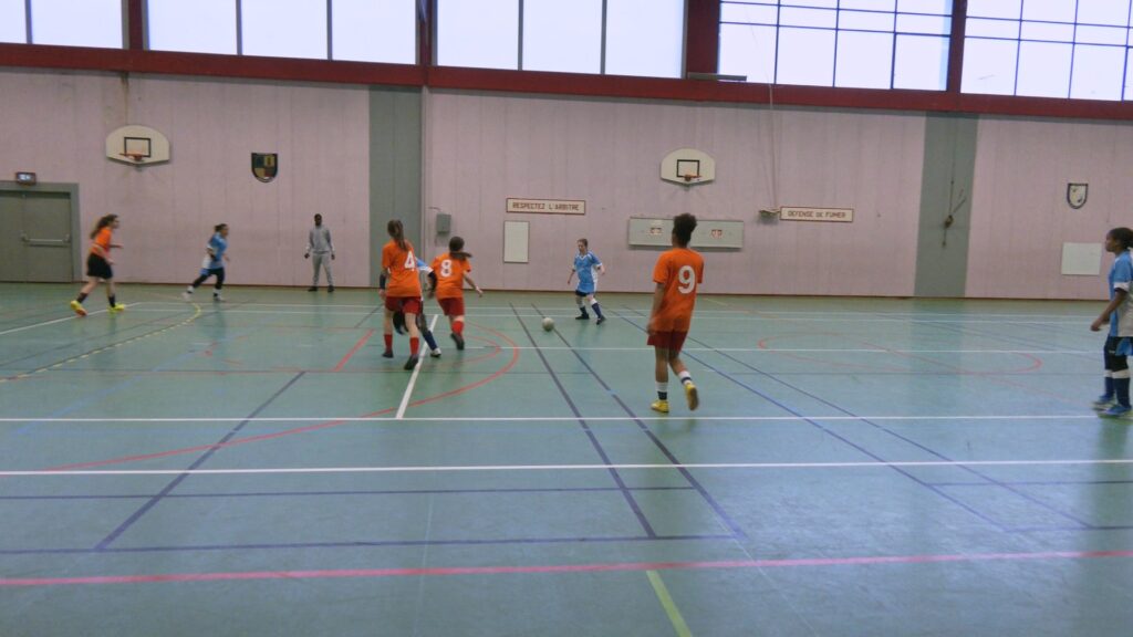 Futsal féminin : finales académiques au lycée Pierre-et-Marie-Curie