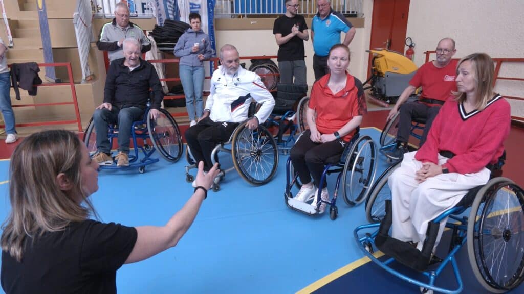 Former les clubs de sport face au handicap pour mieux inclure
