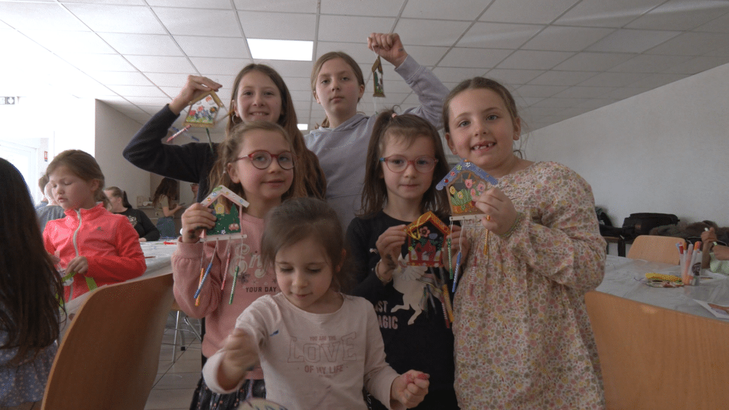 À Farschviller, les enfants créent leurs propres souvenirs de Pâques