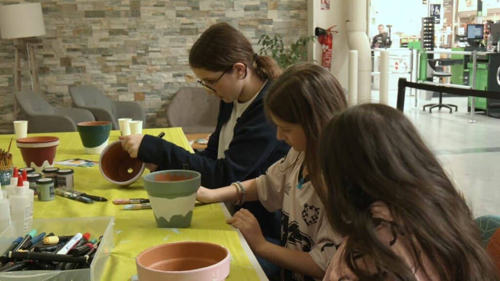 Forbach : Atelier de décoration de pots de fleurs chez Leroy Merlin