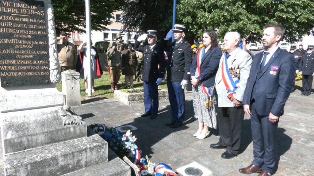 Cérémonie de commémoration du 81e anniversaire de la Victoire du 8 mai 1945
