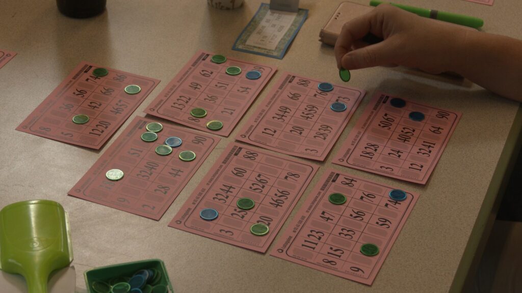 Quine ! : quand la fièvre du jeu s'empare de la salle polyvalente